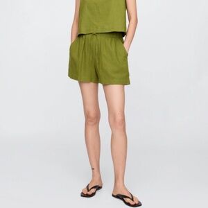 100% Linen Easy Shorts